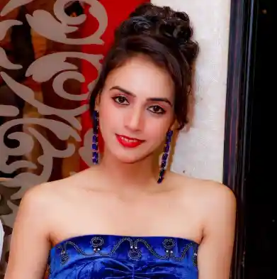Zoey Thakur