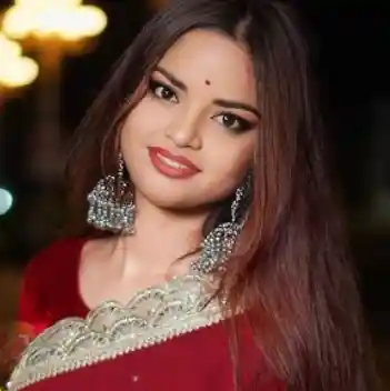 Riya Gupta (Neelam)