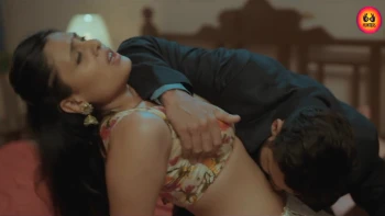Sauda (E04-E06) Hunters Hot Web Series